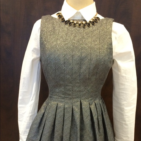 (SOLD) MAGGY LONDON DRESS - Picture 6 of 9